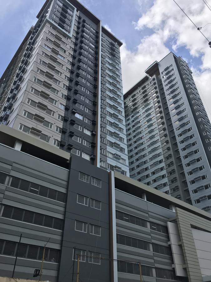 Apartamento Avida Towers Davao Exterior foto